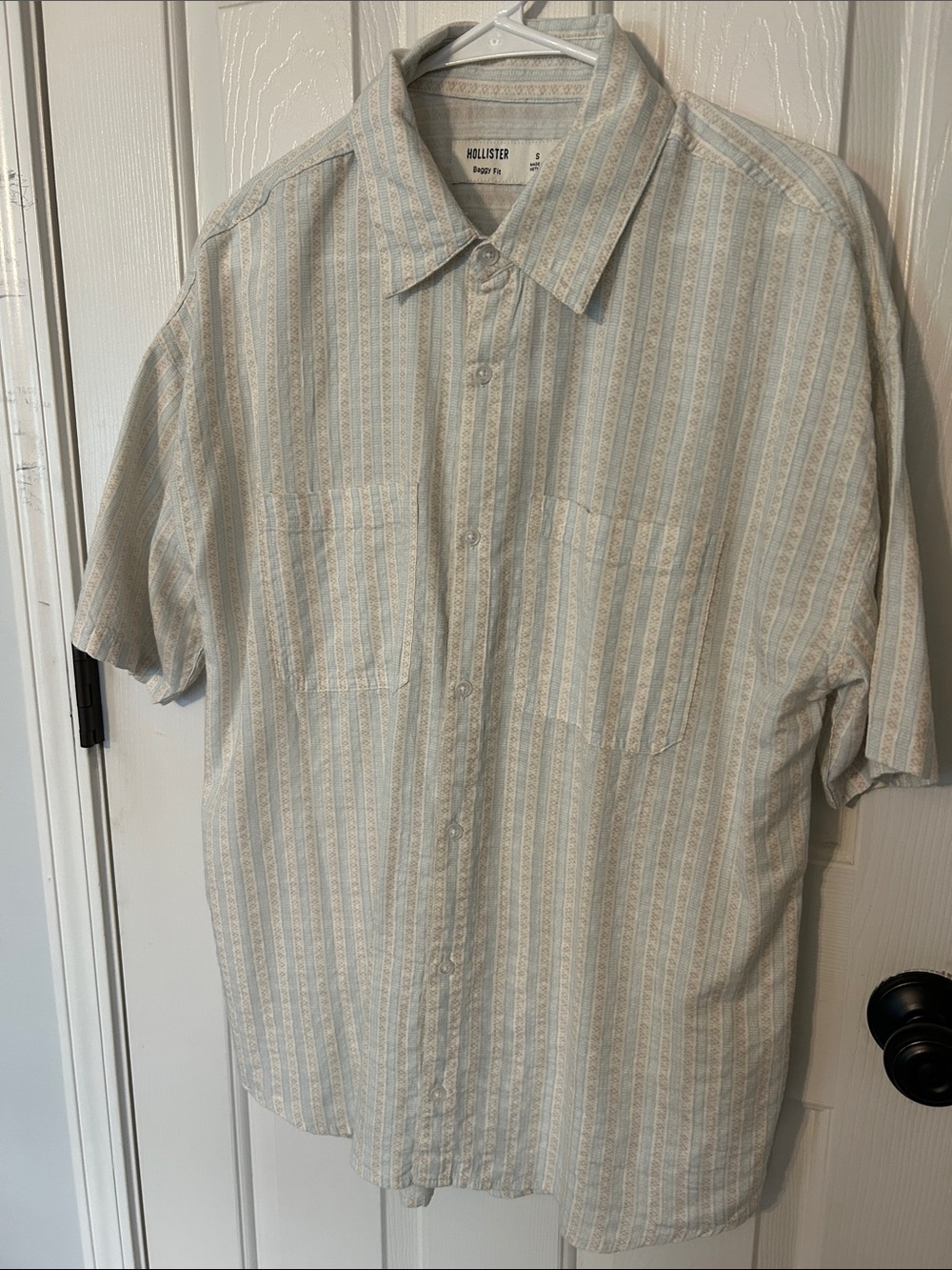NWT Hollister Men’s Short Sleeve Stripe Button-Down - Light Blue & Cream